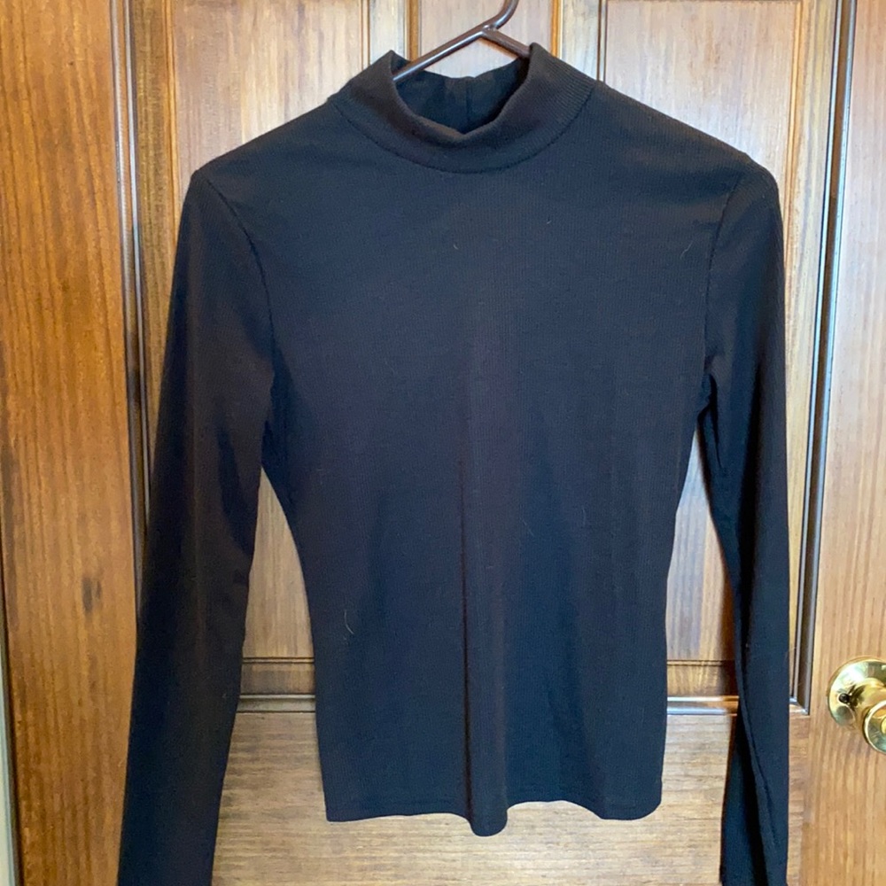 Ribbed Long sleeve shirt with lace up back